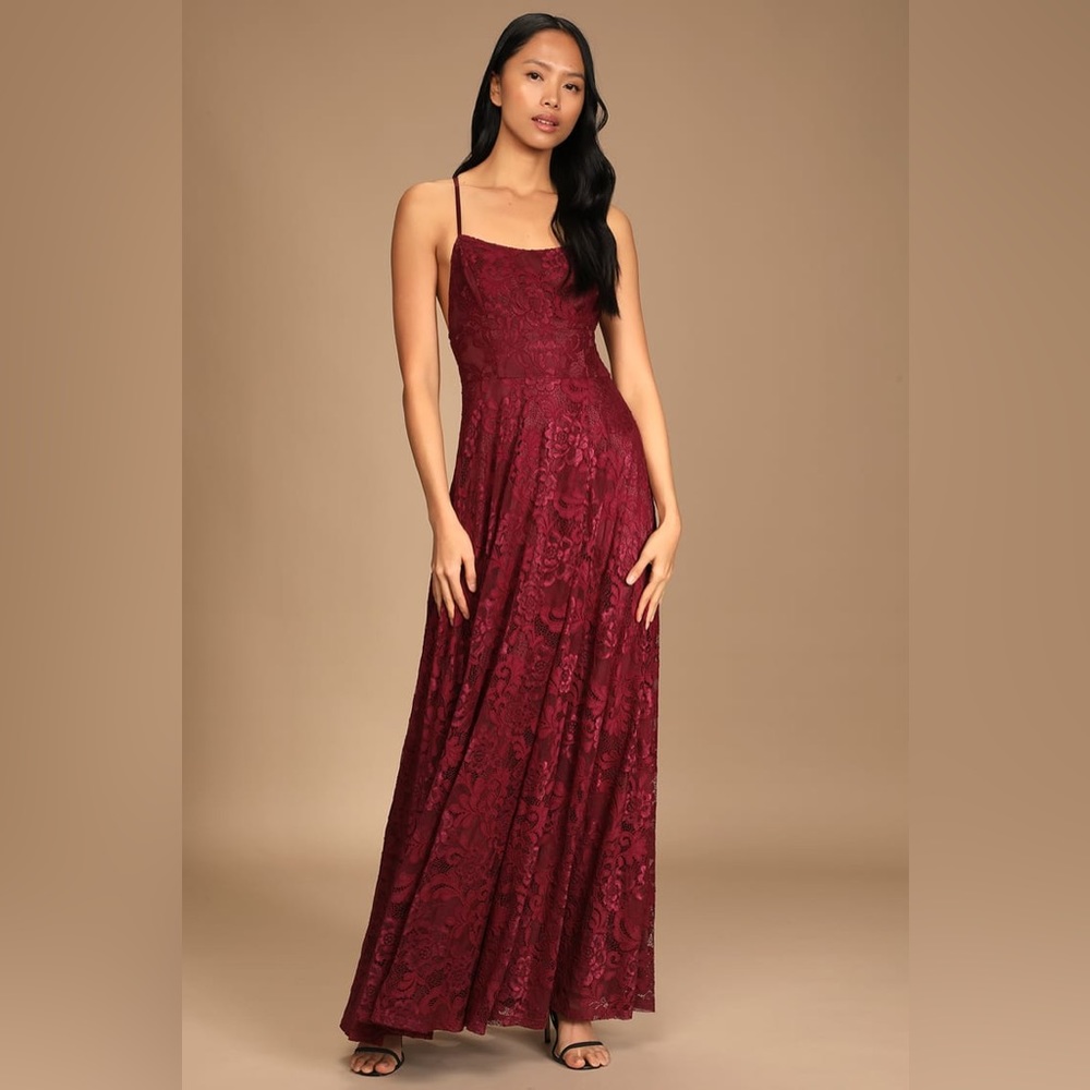 NWT - Lulus Heart Full of Love Burgundy Lace Maxi Dress, Size M